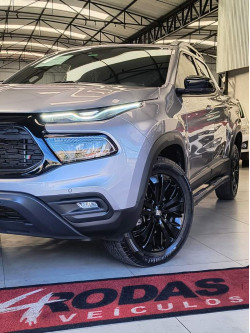FIAT Toro 1.3 16V 4P FLEX 270 TURBO VOLCANO AUTOMÁTICO