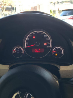 VOLKSWAGEN UP 1.0 12V 4P TRACK FLEX