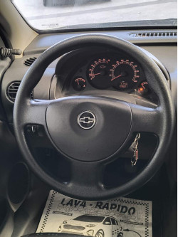 CHEVROLET Corsa Sedan 1.4 4P MAXX FLEX