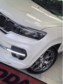 JEEP Commander 1.3 16V 4P FLEX T270 OVERLAND TURBO AUTOMÁTICO