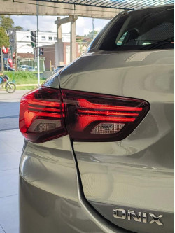 CHEVROLET Onix Sedan 1.0 12V 4P FLEX LT PLUS