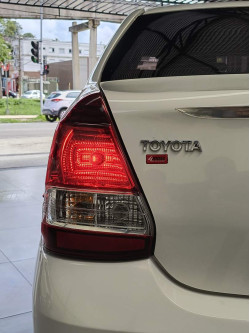 TOYOTA Etios Sedan 1.5 16V 4P FLEX X PLUS