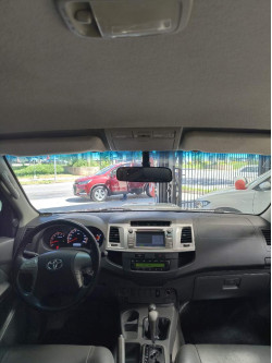 TOYOTA Hilux Caminhonete 3.0 4P 4X4 SRV TURBO DIESEL CABINE DUPLA
