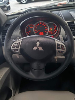 MITSUBISHI Pajero Dakar 3.2 16V 4P HPE S 4X4 TURBO DIESEL INTECOOLER 7 LUGARES AUTOMÁTICO