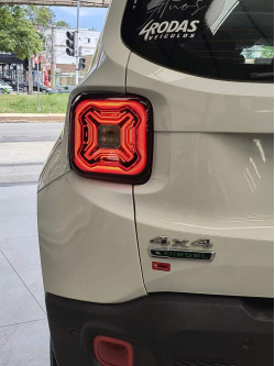 JEEP Renegade 2.0 16V 4P TURBO DIESEL LONGITUDE 4X4 AUTOMÁTICO