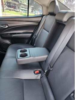 TOYOTA Yaris Sedan 1.5 16V 4P FLEX XLS CONNECT MULTIDRIVE AUTOMÁTICO CVT