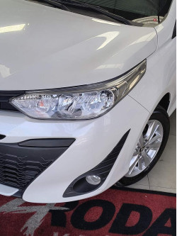 TOYOTA Yaris Hatch 1.5 16V 4P FLEX XL MULTIDRIVE AUTOMÁTICO CVT
