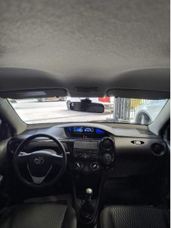 TOYOTA Etios Sedan 1.5 16V 4P FLEX X PLUS