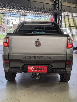 FIAT Strada 1.8 FLEX ADVENTURE CABINE DUPLA