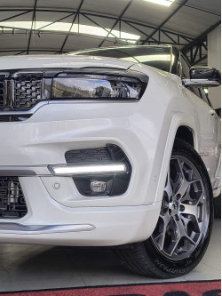 JEEP Commander 1.3 16V 4P FLEX T270 OVERLAND TURBO AUTOMÁTICO