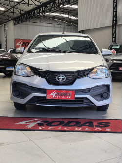 TOYOTA Etios Hatch 1.3 16V 4P FLEX X