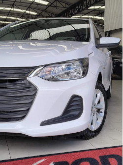 CHEVROLET Onix Hatch 1.0 4P FLEX LT TURBO