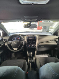 TOYOTA Yaris Hatch 1.5 16V 4P FLEX XL MULTIDRIVE AUTOMÁTICO CVT