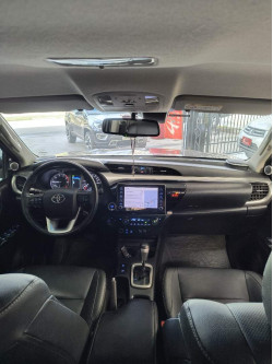 TOYOTA Hilux Caminhonete 2.8 16V SRX 4X4 TURBO DIESEL CABINE DUPLA AUTOMÁTICO