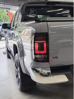 VOLKSWAGEN Amarok 3.0 V6 CABINE DUPLA HIGHLINE EXTREME 4X4 TURBO INTERCOOLER AUTOMÁTICO