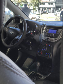 HYUNDAI HB 20 Hatch 1.6 16V 4P FLEX COMFORT PLUS AUTOMÁTICO