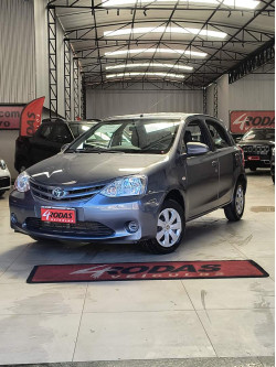 TOYOTA Etios Hatch 1.5 16V 4P FLEX XS