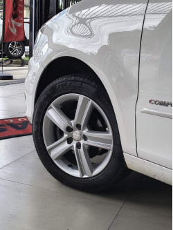 VOLKSWAGEN Fox 1.6 4P COMFORTLINE FLEX