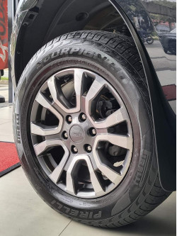 FORD Ranger 3.2 20V CABINE DUPLA 4X4 LIMITED TURBO DIESEL AUTOMÁTICO