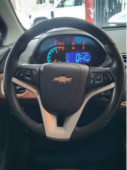 CHEVROLET Onix Hatch 1.4 4P FLEX ACTIV AUTOMÁTICO