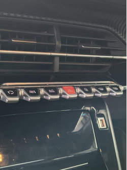 PEUGEOT 208 1.0 4P FLEX FIREFLY STYLE