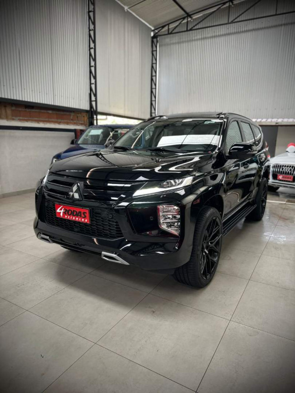 Pajero Sport 2.4 16V 4P HPE-S AWD TURBO DIESEL AUTOMÁTICO