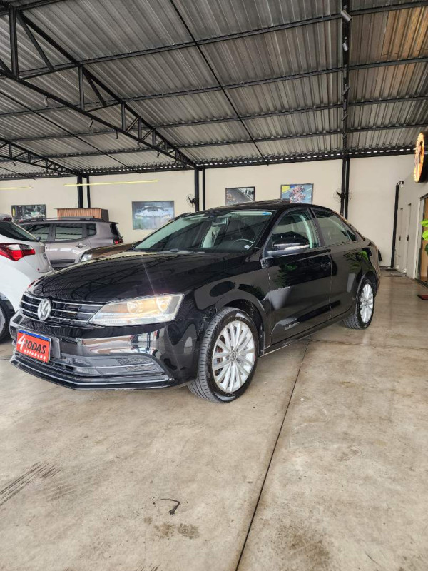 Jetta 2.0 4P FLEX CONFORTLINE TIPTRONIC AUTOMÁTICO