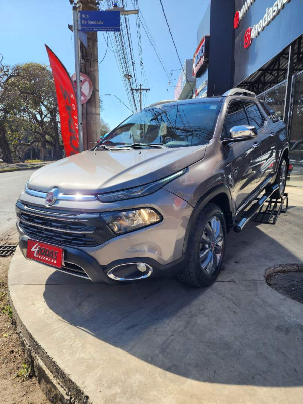 Toro 2.0 16V 4P 4WD RANCH TURBO DIESEL AUTOMÁTICO
