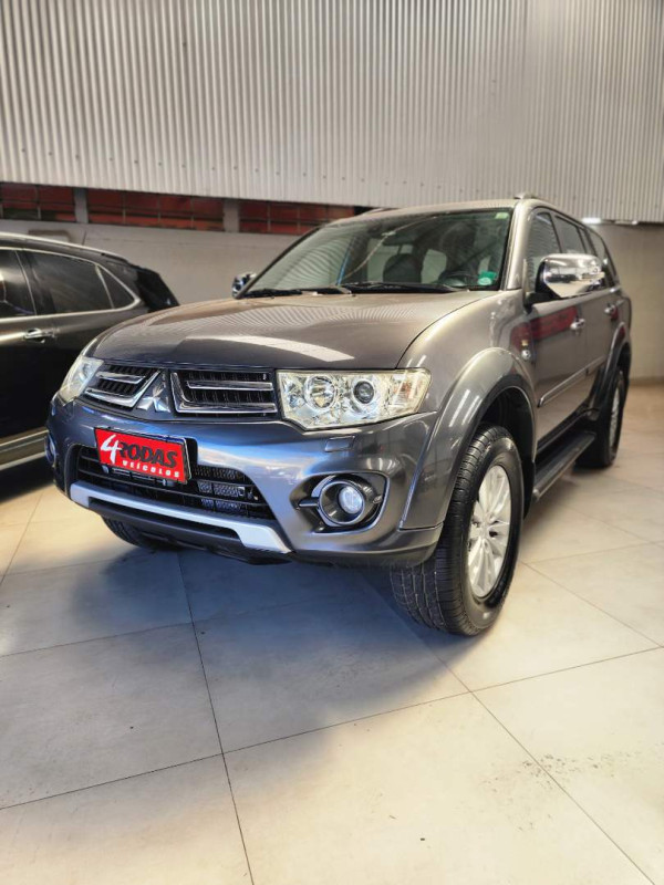 Pajero Dakar 3.2 16V 4P HPE 4X4  7 LUGARES TURBO INTECOOLER DIESEL AUTOMÁTICO