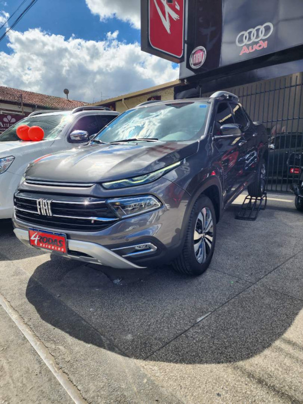 FIAT Toro 1.3 16V 4P FLEX 270 TURBO VOLCANO AUTOMÁTICO