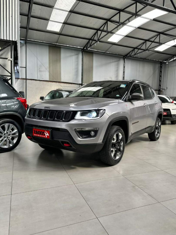 Compass 2.0 16V 4P TRAILHAWK TURBO DIESEL 4X4 AUTOMÁTICO