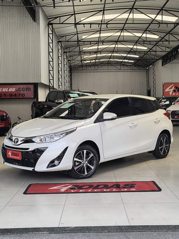 Yaris Hatch 1.5 16V 4P FLEX XS CONNECT MULTIDRIVE AUTOMÁTICO CVT