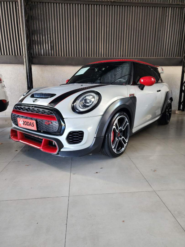 John Cooper Works 2.0 16V TURBO AUTOMÁTICO