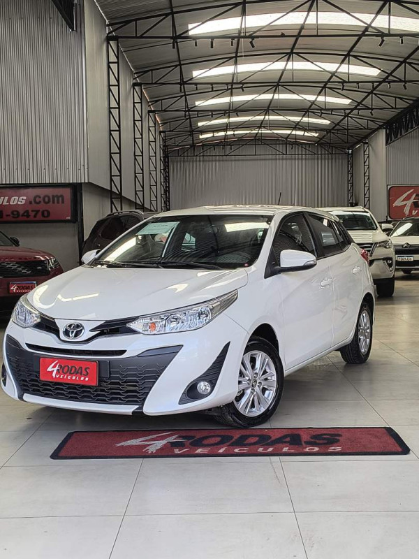 Yaris Hatch 1.5 16V 4P FLEX XL MULTIDRIVE AUTOMÁTICO CVT
