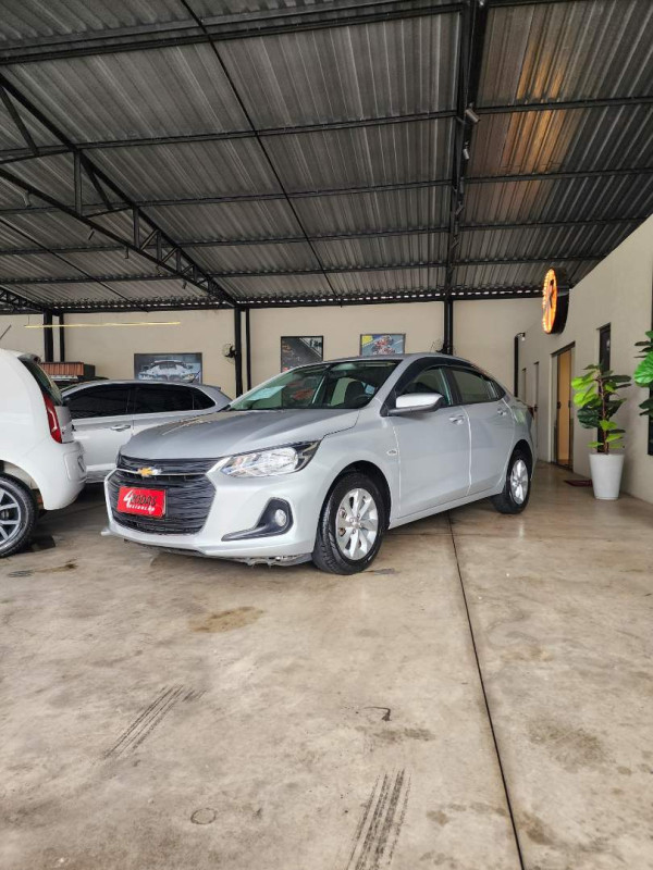 Onix Hatch 1.0 4P FLEX LT TURBO AUTOMÁTICO