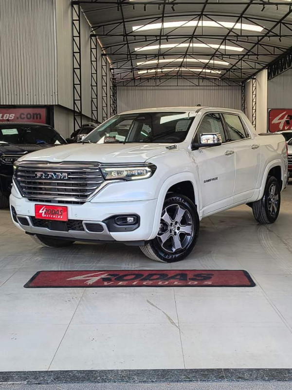 Rampage 2.0 4P TURBO DIESEL LARAMIE 4X4 AUTOMÁTICO