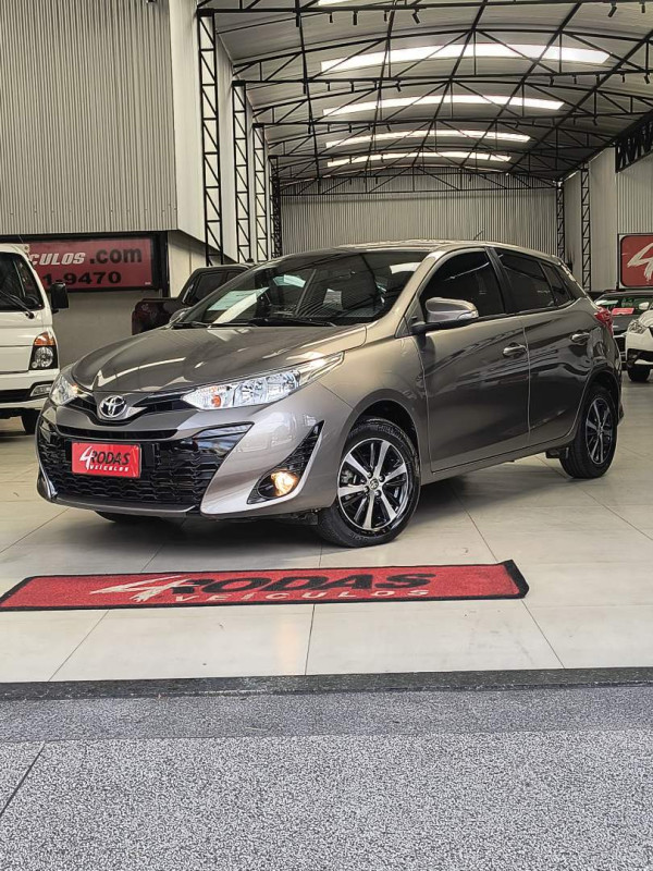 Yaris Hatch 1.5 16V 4P FLEX XS CONNECT MULTIDRIVE AUTOMÁTICO CVT