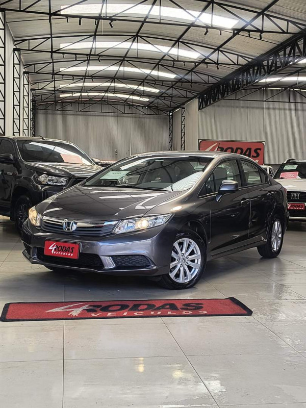 HONDA Civic 1.8 16V 4P FLEX LXS AUTOMÁTICO