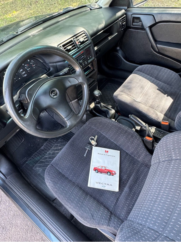 VECTRA GLS/EXPRES.2.2/ 2.0 E 2.0 CD 8V