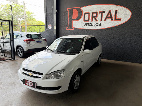 CLASSIC 1.0 MPFI LS 8V FLEX 4P MANUAL