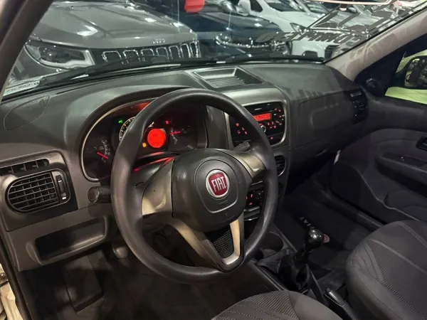 FIAT Palio 1.4 MPI ATTRACTIVE WEEKEND 8V FIAT Palio 1.4 MPI ATTRACTIVE WEEKEND 8V