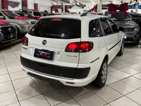 FIAT Palio 1.4 MPI ATTRACTIVE WEEKEND 8V FIAT Palio 1.4 MPI ATTRACTIVE WEEKEND 8V