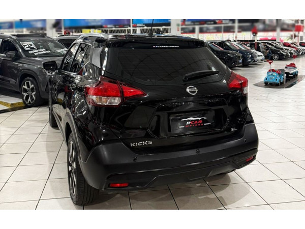 NISSAN Kicks 1.6 16V SL NISSAN Kicks 1.6 16V SL