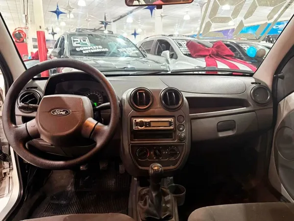 FORD KA 1.0 MPI 8V FORD KA 1.0 MPI 8V