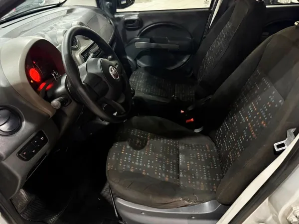 FIAT Uno 1.0 EVO VIVACE 8V FIAT Uno 1.0 EVO VIVACE 8V