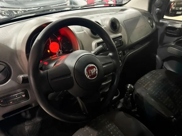 FIAT Uno 1.0 EVO VIVACE 8V FIAT Uno 1.0 EVO VIVACE 8V