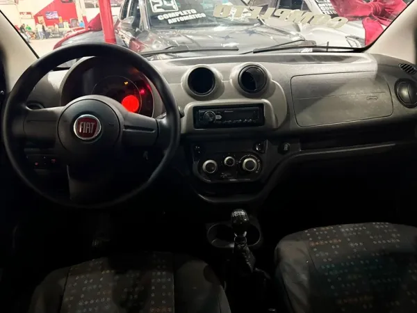 FIAT Uno 1.0 EVO VIVACE 8V FIAT Uno 1.0 EVO VIVACE 8V