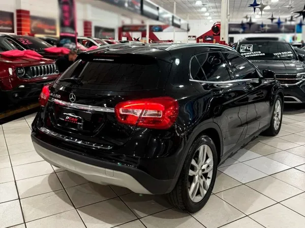 MERCEDES-BENZ GLA 200 1.6 CGI ADVANCE 16V TURBO MERCEDES-BENZ GLA 200 1.6 CGI ADVANCE 16V TURBO