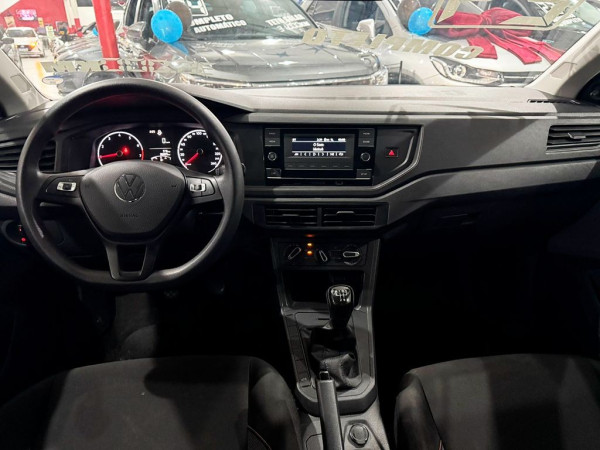 VOLKSWAGEN POLO 1.0 MPI TRACK VOLKSWAGEN POLO 1.0 MPI TRACK