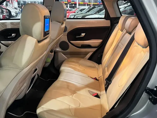 LAND ROVER Range Rover Evoque 2.0 PRESTIGE 4WD 16V LAND ROVER Range Rover Evoque 2.0 PRESTIGE 4WD 16V